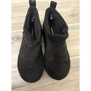 Madden Girl Black Cozy Boots